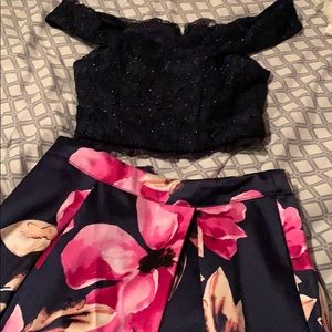 Prom dress, two piece, flowery. Size 3